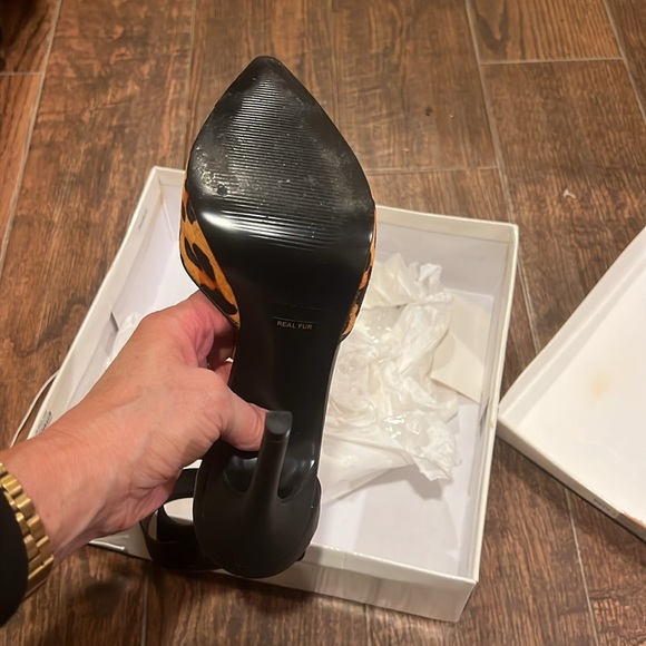 Steve Madden *Flshback* Pumps - Picture 6 of 7